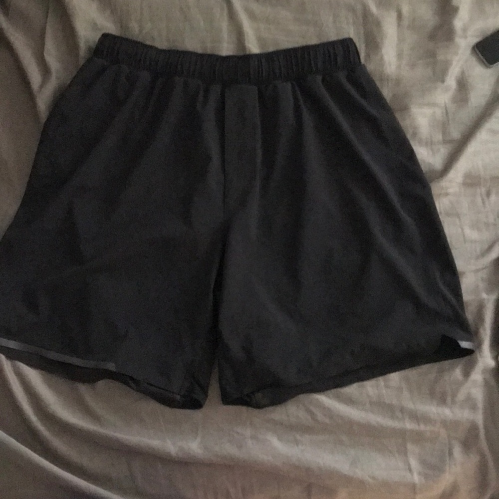 Lulu lemon surge shorts